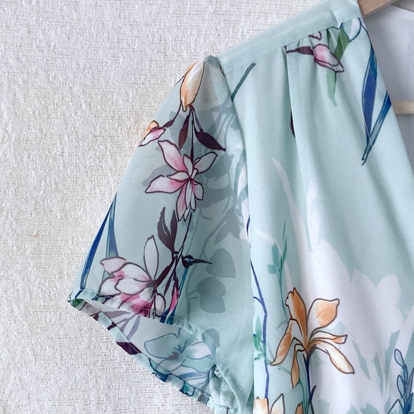 Yumi Kim Wrap Maxi Dress Woman’s Size Medium Mint Green Floral Print - Picture 5 of 12